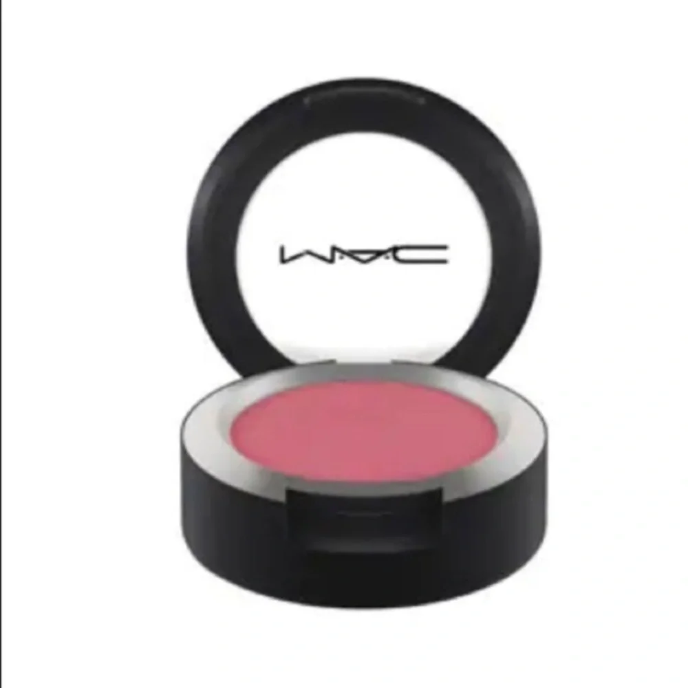 MAC SOFT MATTE EYE SHADOW-Fall in Love